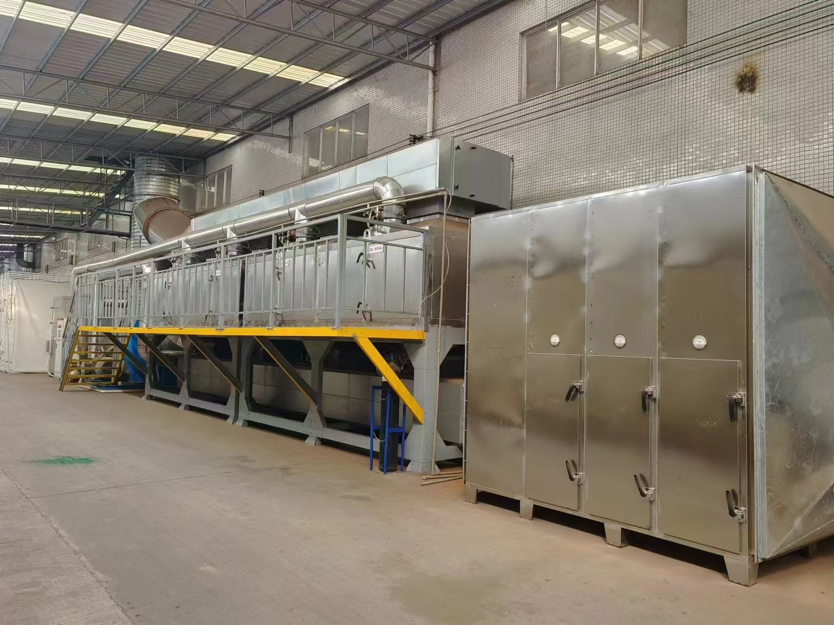 Exhaust gas treatment equipment (zeolite adsorption ten RT0)